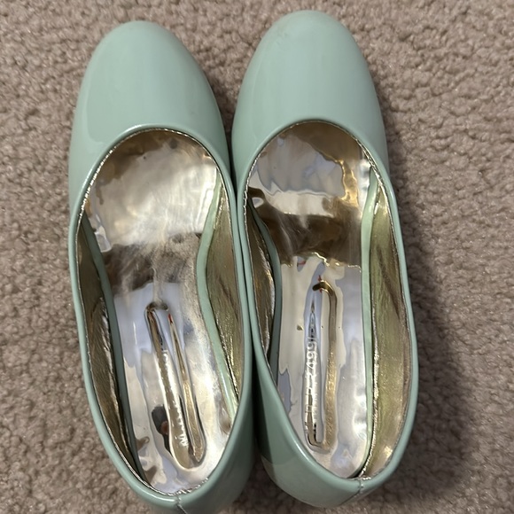 Handmade women’s pump heels - Picture 3 of 5